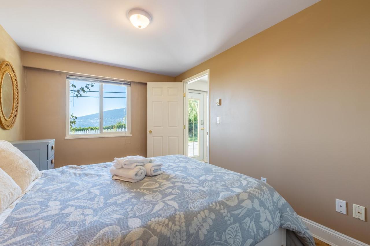 Two Bedroom With Amazing Ocean View 北温哥华 外观 照片
