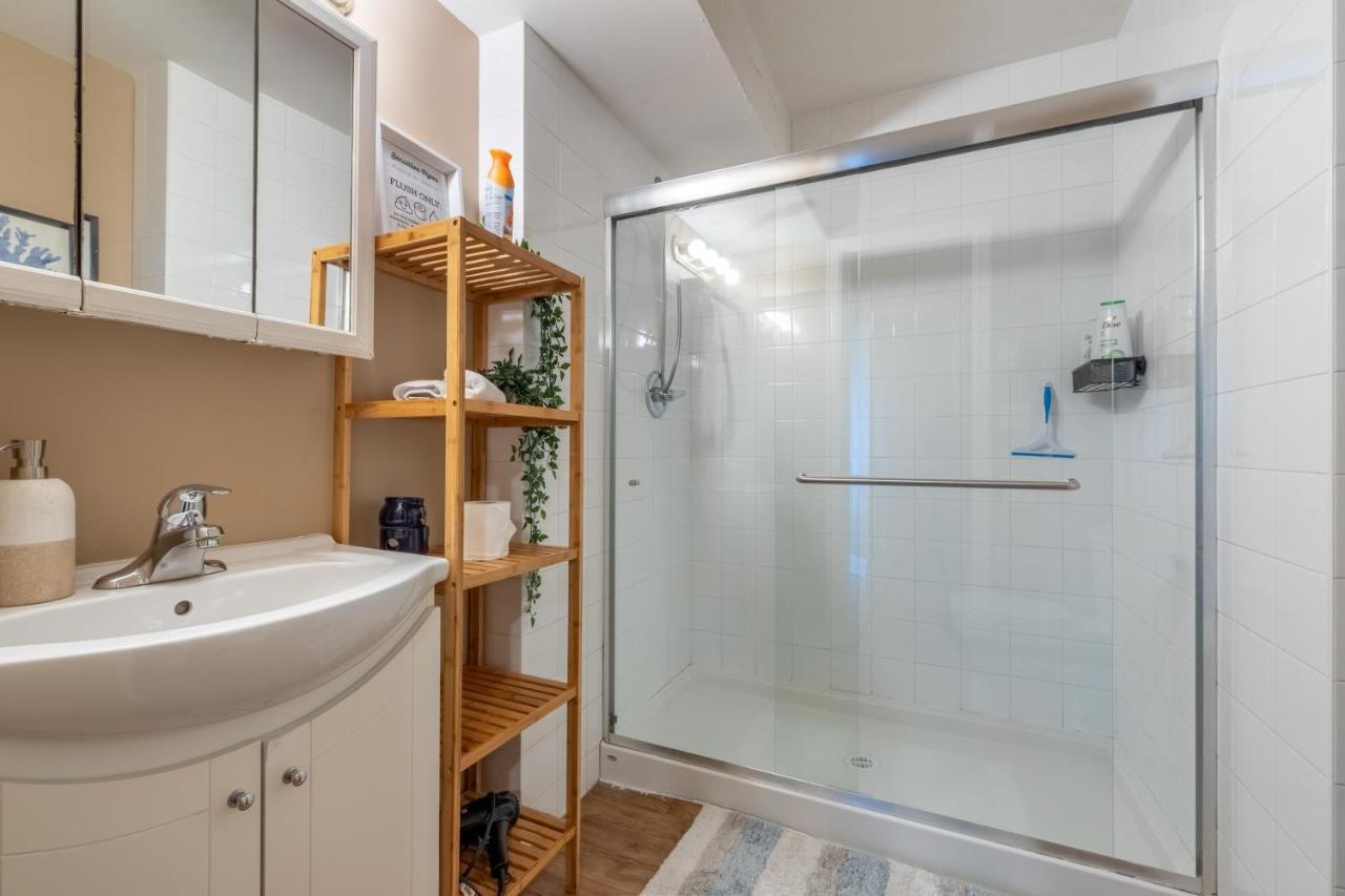 Two Bedroom With Amazing Ocean View 北温哥华 外观 照片